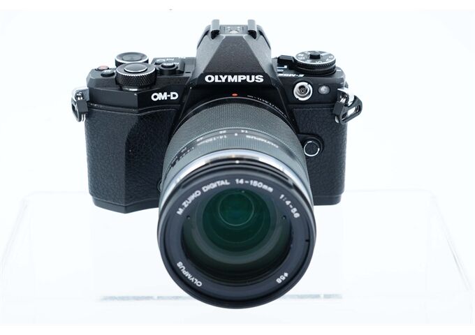 Occasion Olympus OM-D E-M5II mit M.Zuiko 14-150mm, Nr. 4063