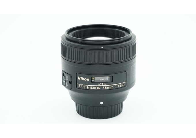 Occasion Nikkor AF-S 85mm F1.8 G (Nr. 4682)