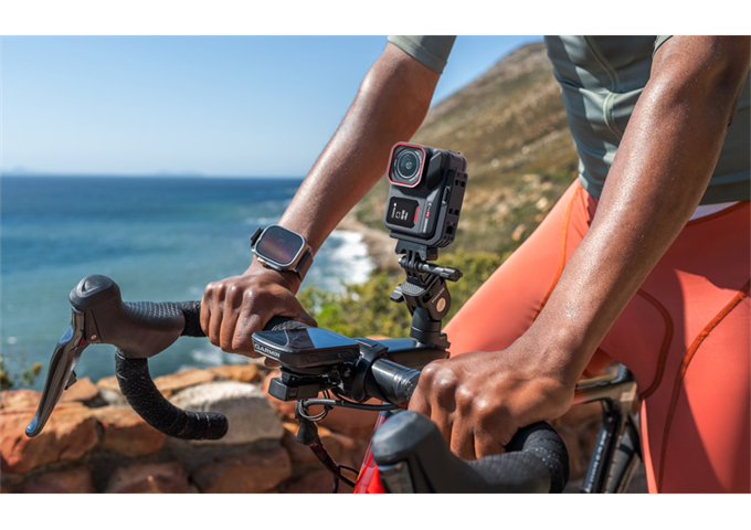 Insta360 AP2 Xplorer Bundle Dual Battery