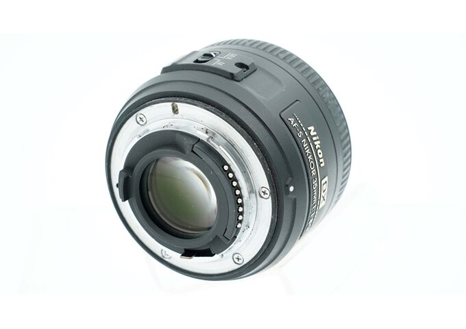 Occasion Nikkor AF-S 35mm F1.8 G DX (Nr. 4465)