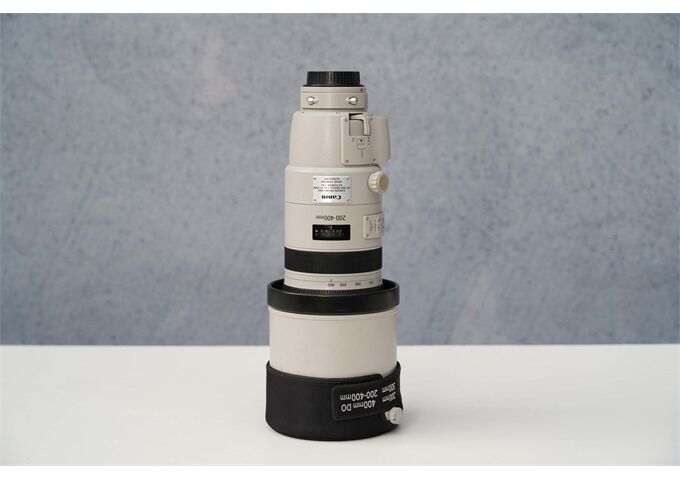 Occasion Canon EF 200-400mm F4 L IS USM (Nr. 5034)