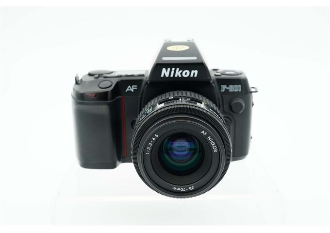 Occasion Nikon F801 mit AF Nikkor 35-70mm F3.3-4.5