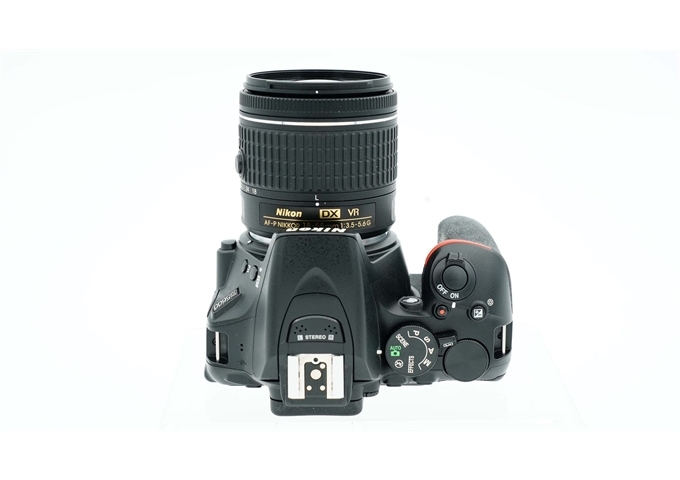 Occasion Nikon D5600 + 18-55mm F3.5-5.6 G DX VR (Nr. 5180)