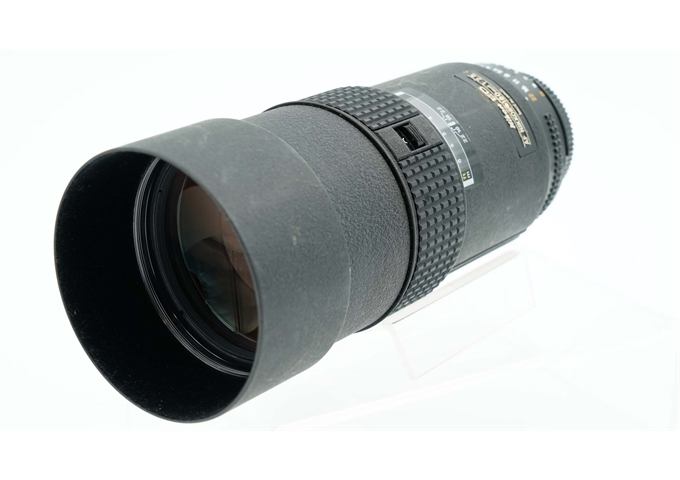 Occasion Nikkor AF 180mm F2.8 ED (Nr. 4802)