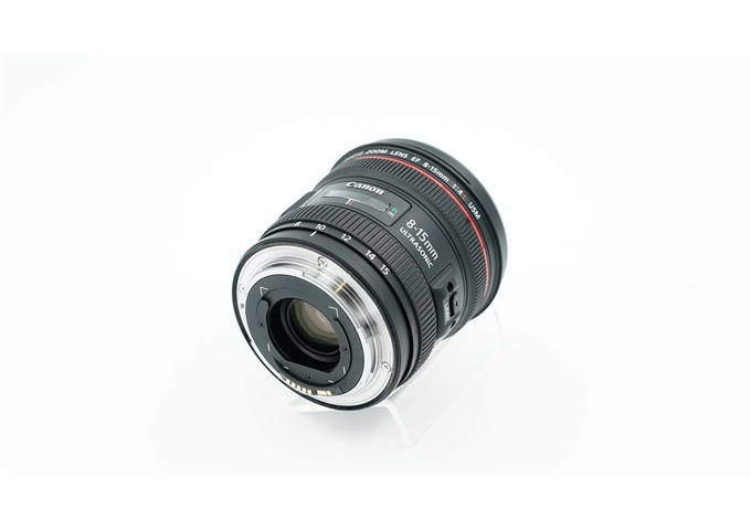 Occasion Canon EF 8-15mm F4.0 L USM Fisheye (Nr. 5133)