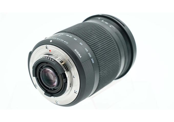 Occasion Sigma 18-300mm F3.5-6.3 DC für Nikon DX (Nr. 5218)