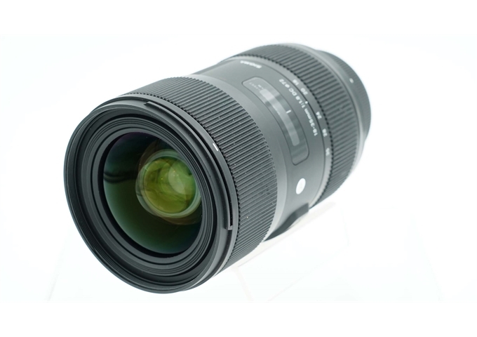 Occasion Sigma 18-35mm F1.8 DC für Nikon DX (Nr. 5217)