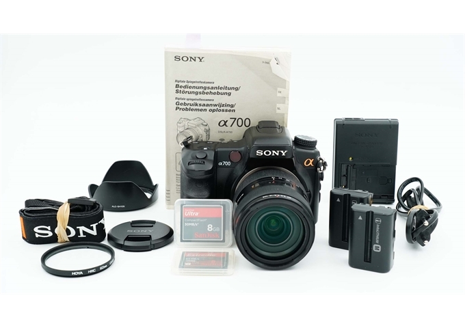 Occasion Sony DSLR-A700 mit 16-105mm F3.5-5.6