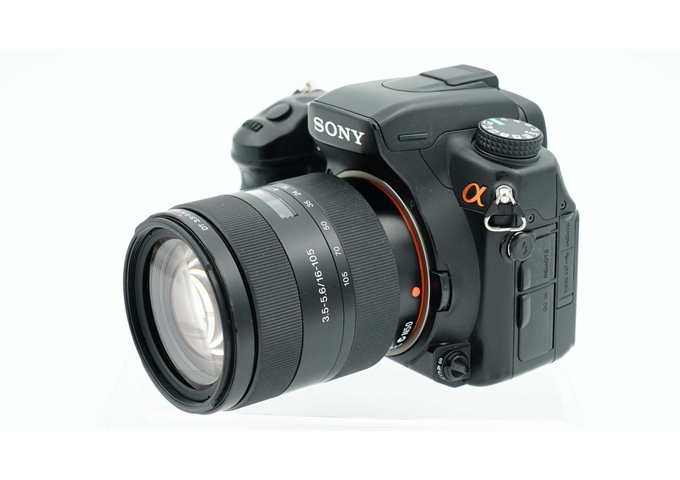 Occasion Sony DSLR-A700 mit 16-105mm F3.5-5.6