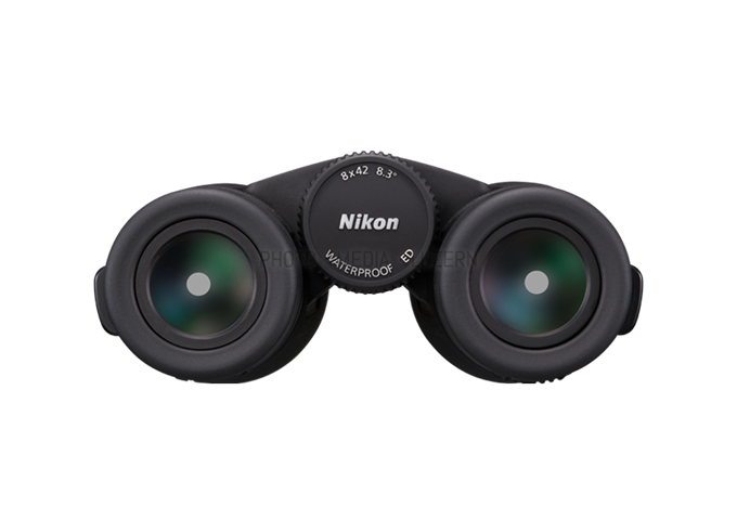 Nikon Monarch M7 8x42