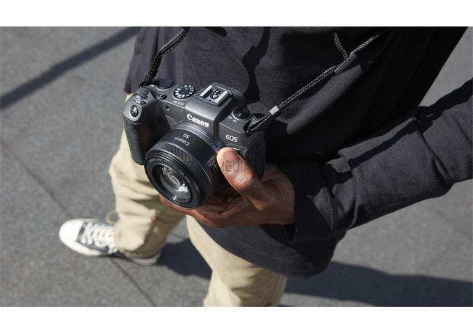 Canon RF 50mm F1.8 STM