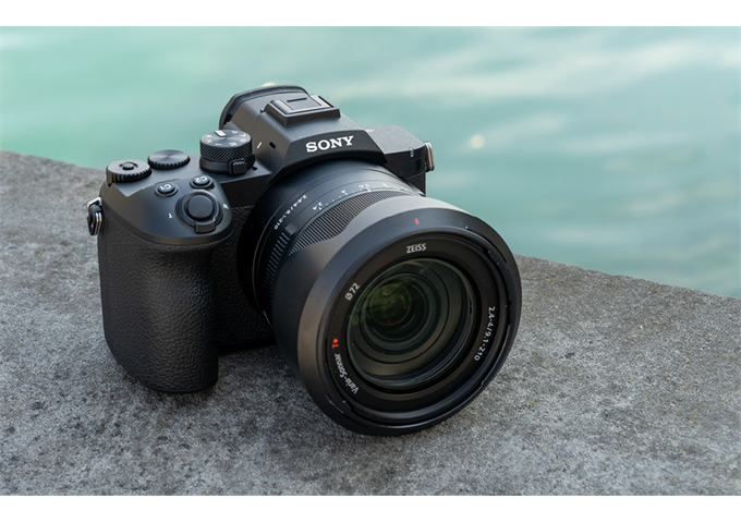 Sony DSC-RX10M5