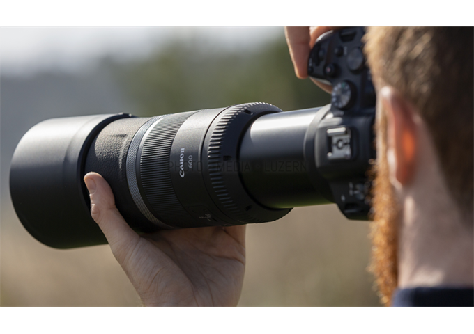 Canon RF 600mm F11 IS STM