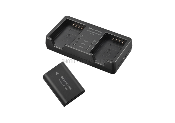 OM System SBCX-1 Doppelladegerät inkl. BLX1 Akku