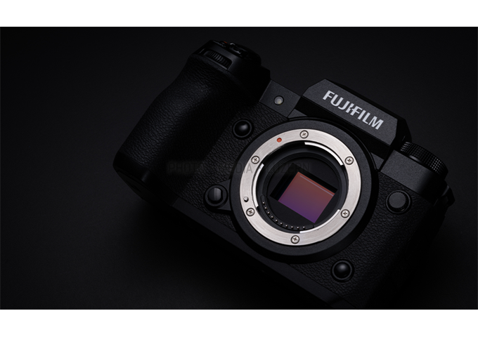FUJIFILM X-H2 + XF 16-80mm F4