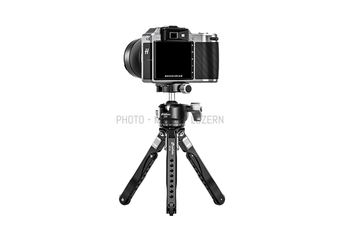 Leofoto MT-04 mit 30mm Kugelkopf Kleinstativ