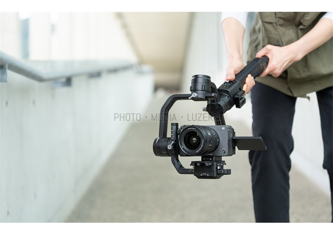 Sony SEL-1625 G F2.8