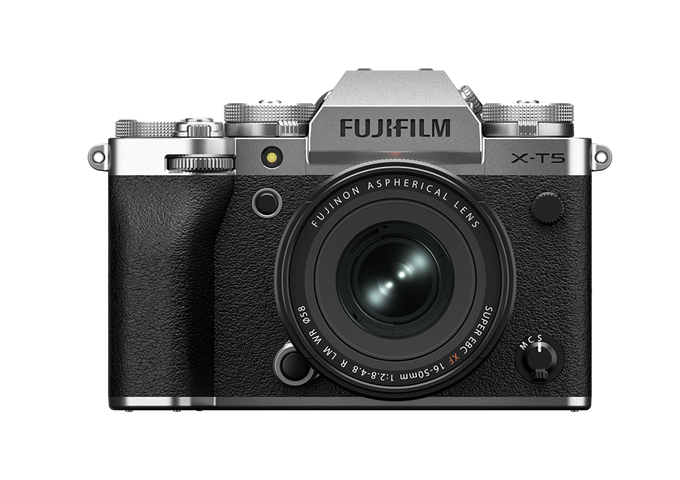 FUJIFILM X-T5 + XF 16-50mm