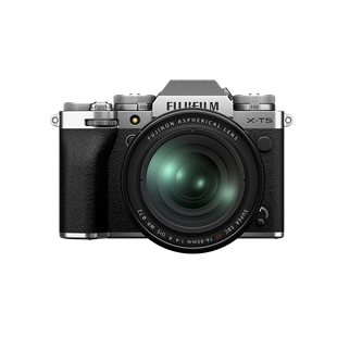 Fujifilm X-T5 + XF 16-80mm F4