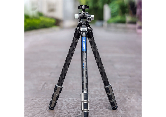 Leofoto LS-324C Pro mit 40mm Kugelkopf Carbon Stativ