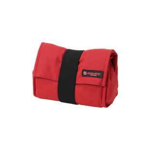 Artisan & Artist ACAM 76 red