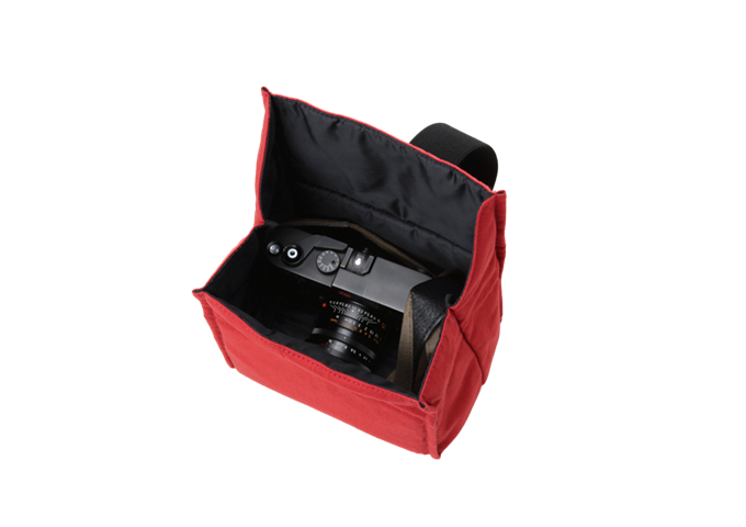 Artisan & Artist ACAM 76 red