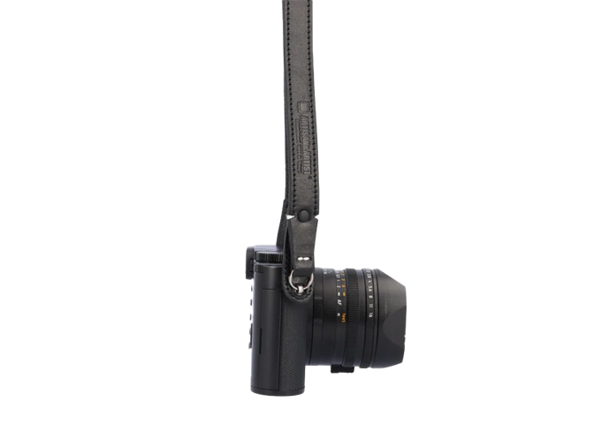 Artisan & Artist ACAM-287 BLK Leather Camera Strap